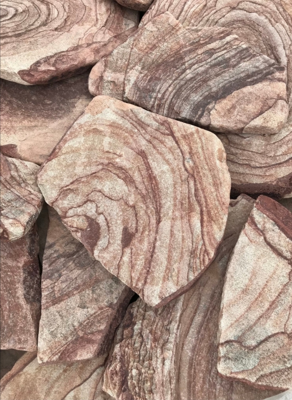 Песчаник Малиновый галтованный 3 см  